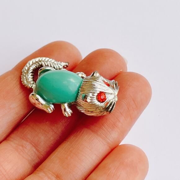 VTG 60s Quirky Cat Brooch Red Eyes Teal Belly Mid Century Figural Shoulder Pin - Picture 8 of 12